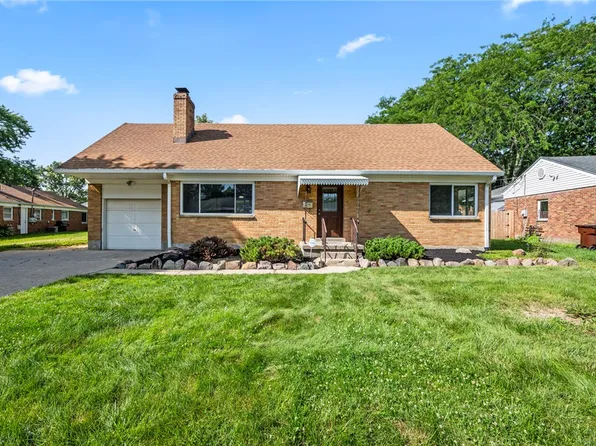 605 Lamont Dr, Dayton, OH 45429