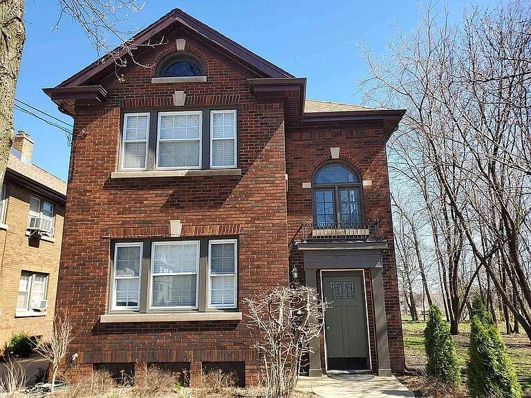 722 Seminary St — Photo 8