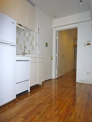 Rented by Authentic Realty | media 15