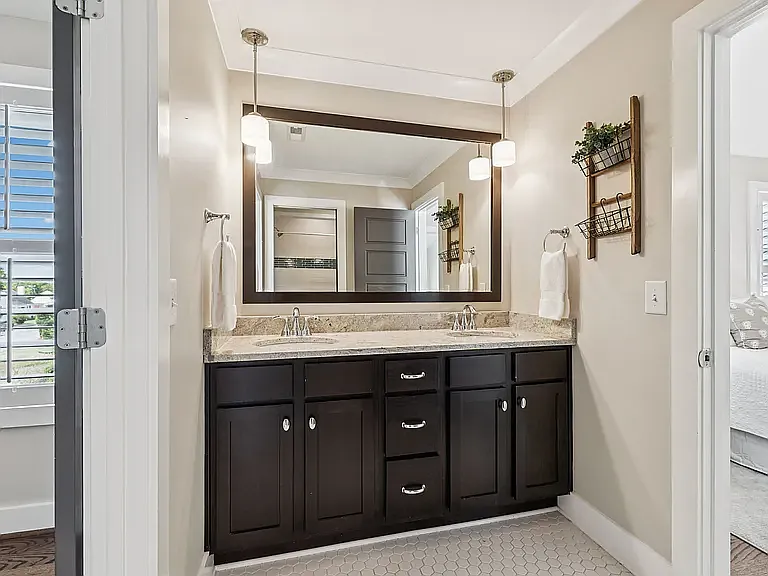 2302 Sunset Pl — Photo 29