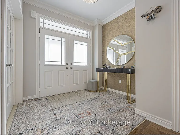 48 Tonner Cres — Photo 2