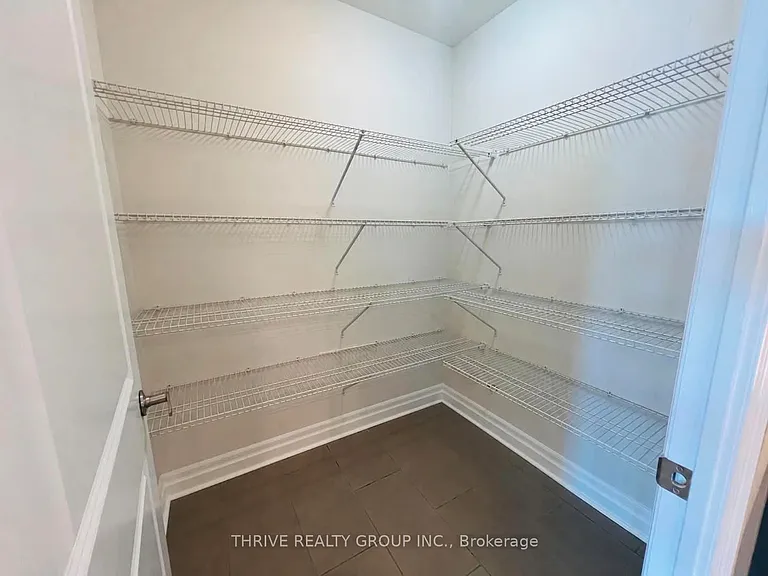 260 Villagewalk Blvd #707 — Photo 11