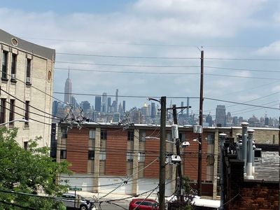 315 7th St APT 301, Union City, NJ, 07087