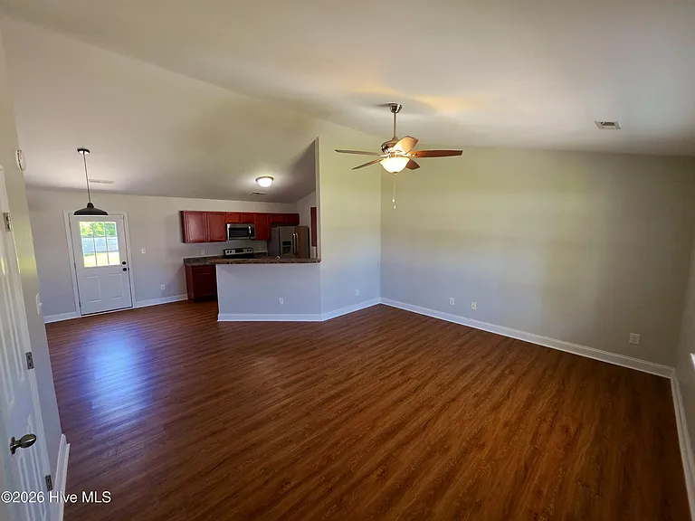 214 Michel Ct — Photo 2