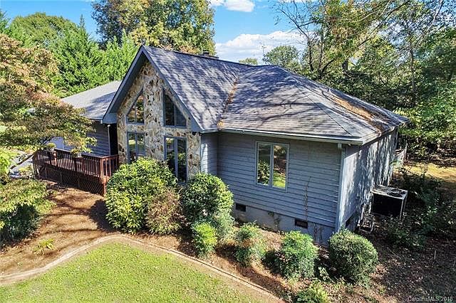 1st image of 2046 Pamela St