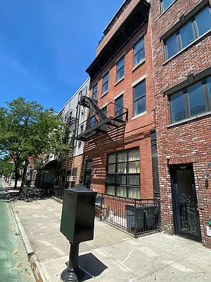 Rented by Simply Brooklyn Realty Inc | media 22