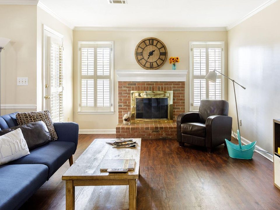 1st image of 1406 Old Virginia Ct SE