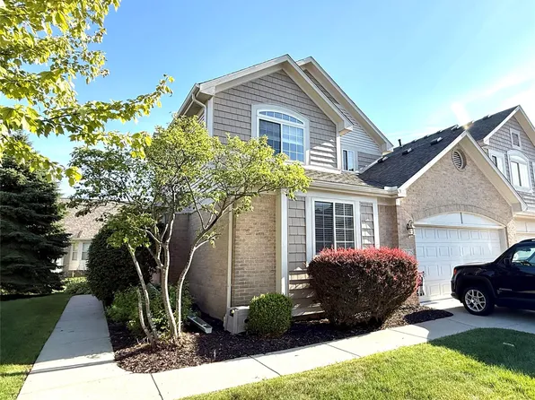 23725 McCort Dr, Brownstown Twp, MI 48134