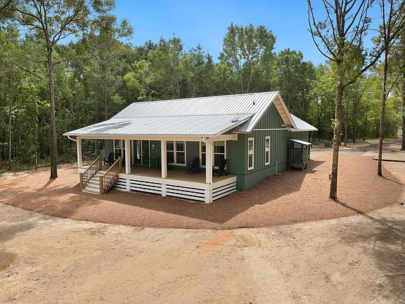 2nd image of 622 Martin Rd