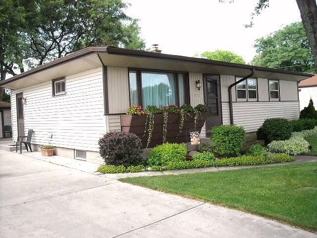 1st image of 727 Lakeview Ave