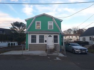 16 Riverside Ct, Saugus, MA 01906