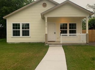 925 E Mulkey St, Fort Worth, TX 76104
