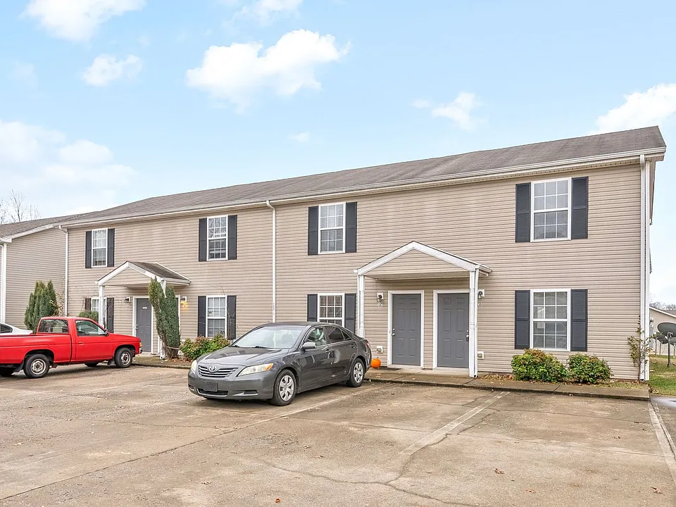 Executive Avenue-249 (x4)