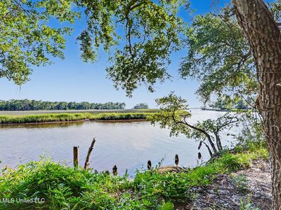 Eagle Pine Dr, Ocean Springs, MS, 39564