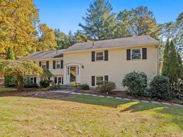 29 Banks Road, Simsbury, CT 06070