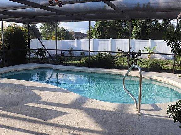 4th image of 354 Pineview Dr