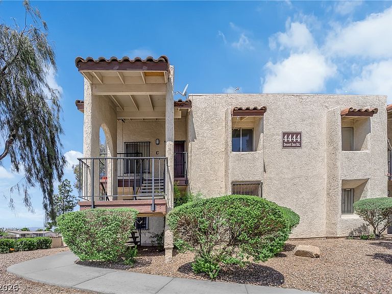 4444 W Desert Inn Rd APT A, Winchester, NV