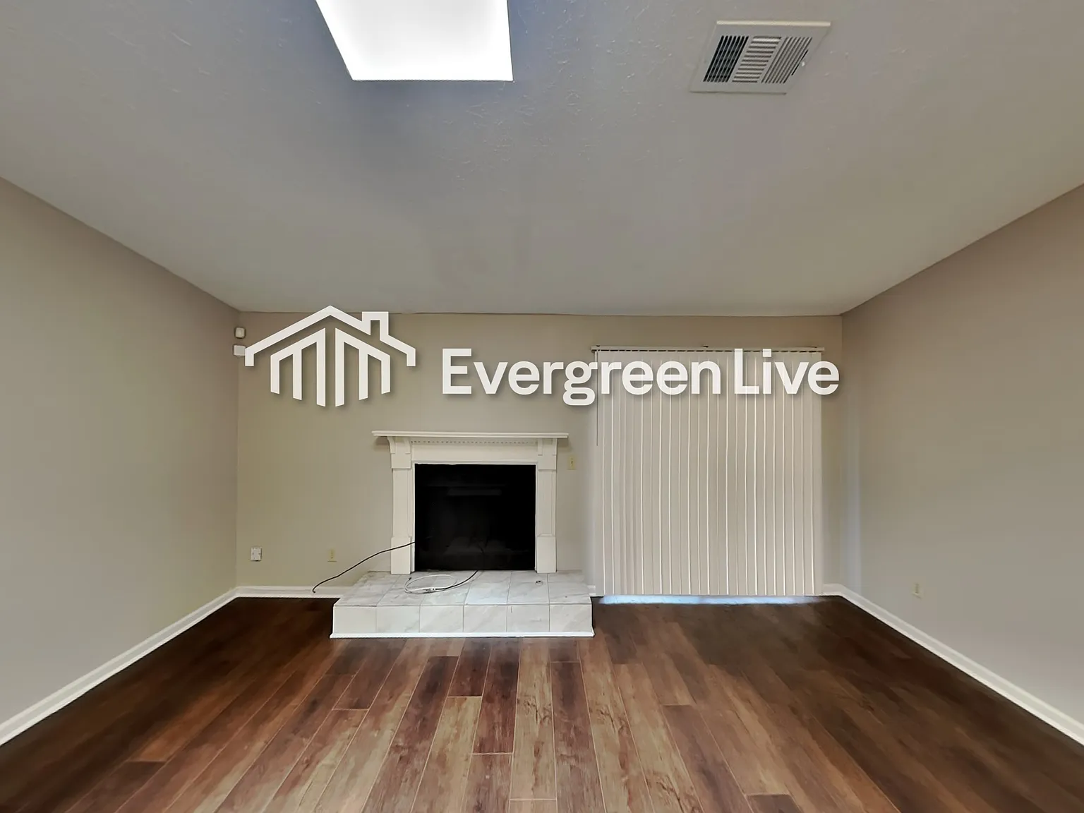 3 bed, 2.0 bath, 1484 sqft, $1,595 — Photo 3