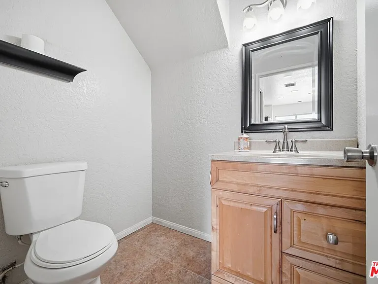 Willowcrest Ln — Photo 13