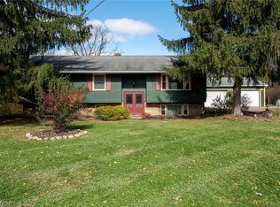 9820 Kinsman Rd, Novelty, OH 44072