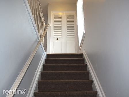 3rd image of 23719 Stonehenge Blvd #1