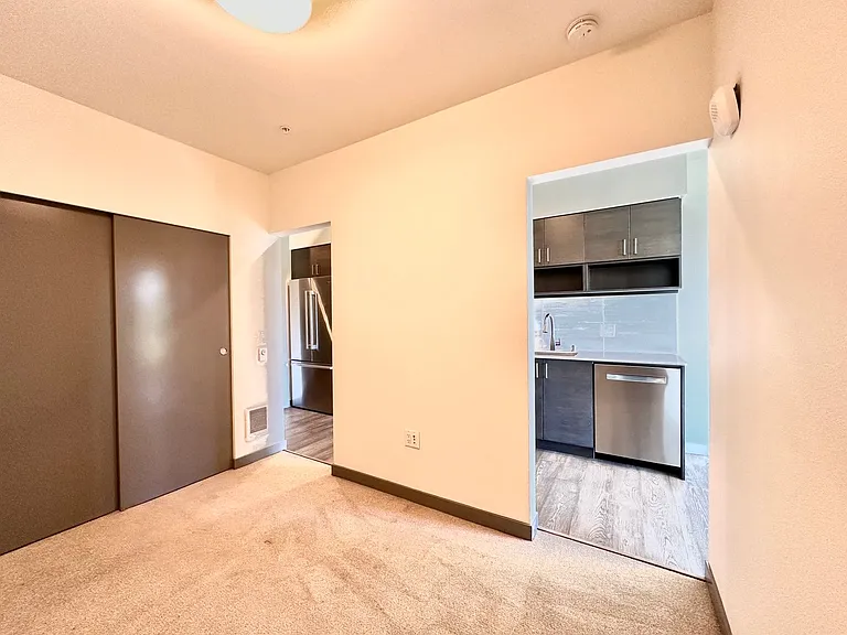 11903 NE 128th St #603 — Photo 10