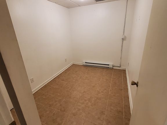 5th image of 2512 Irisdale Ave APT B