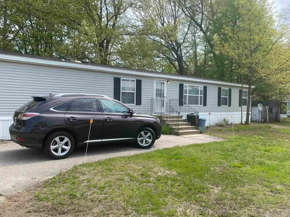 30 Stacey Avenue, Seabrook, NH 03874