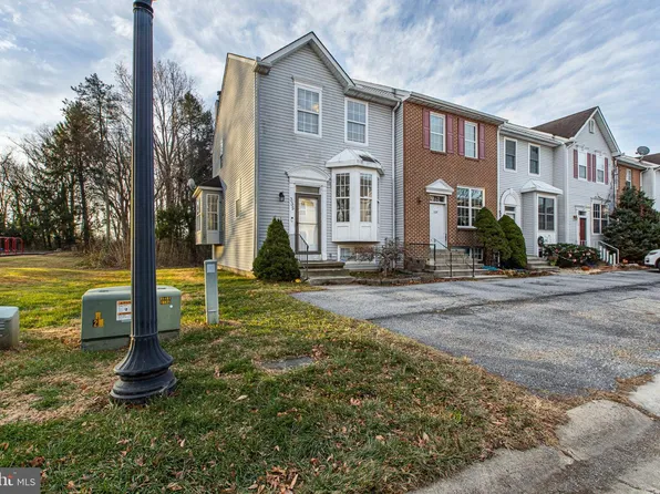 335 Victoria Blvd, Newark, DE 19702