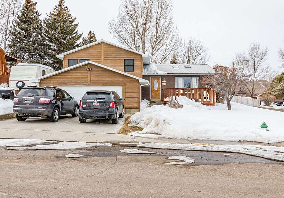 1st image of 1055 Medicine Bow Dr