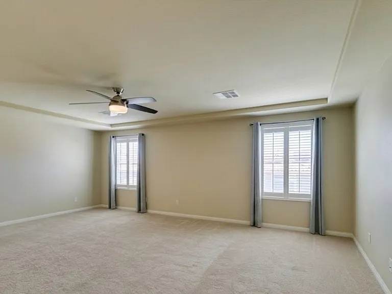 9766 Cadence Creek Ct — Photo 32