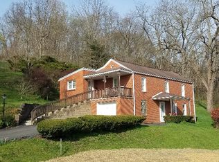 8713 Noblestown Rd, Mc Donald, PA 15057