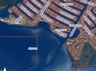 122 Peckham St SE, Pt Charlotte, FL 33952