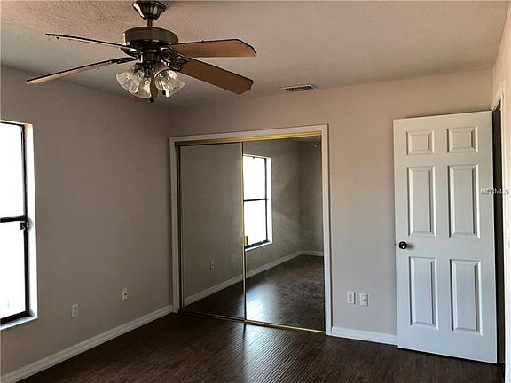 4th image of 1627 Sandy Point Sq #1627