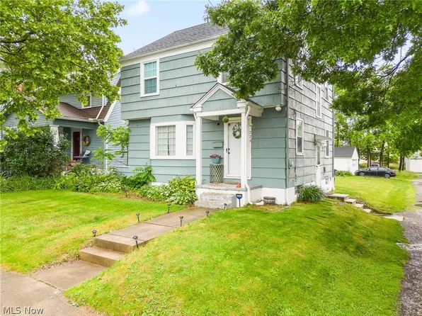 776 Polk Ave, Akron, OH 44314