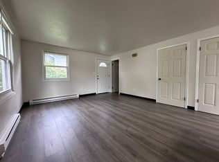 816 7th St #A, Green Bay, WI 54304