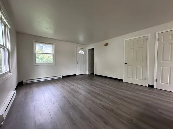 816 7th St, Green Bay, WI 54304