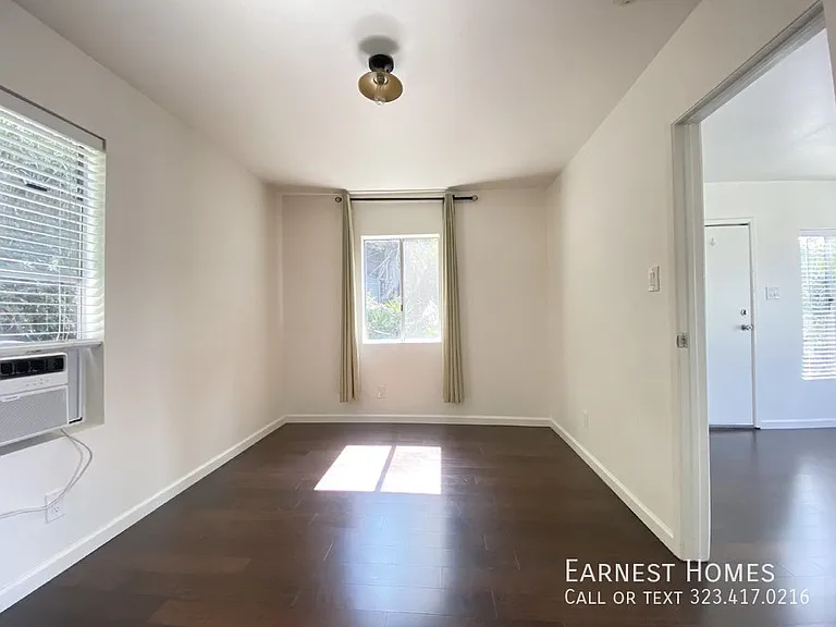 834 Laguna Ave #3/4 — Photo 11