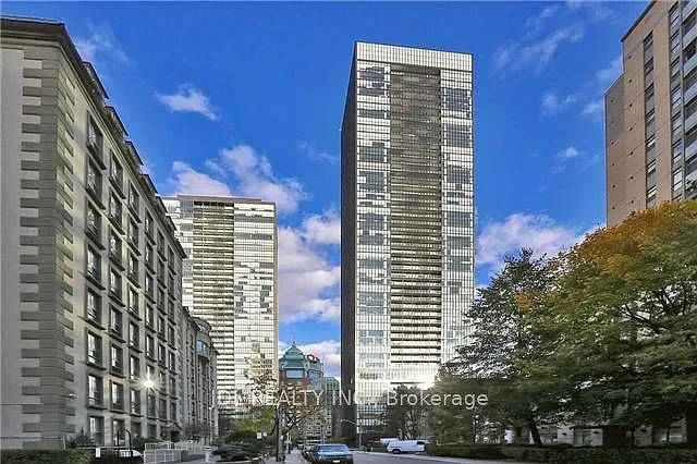 101 Charles St E #2810 — Photo 1