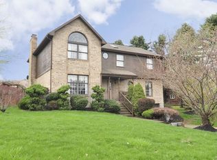 106 Surrey Dr, Canonsburg, PA 15317