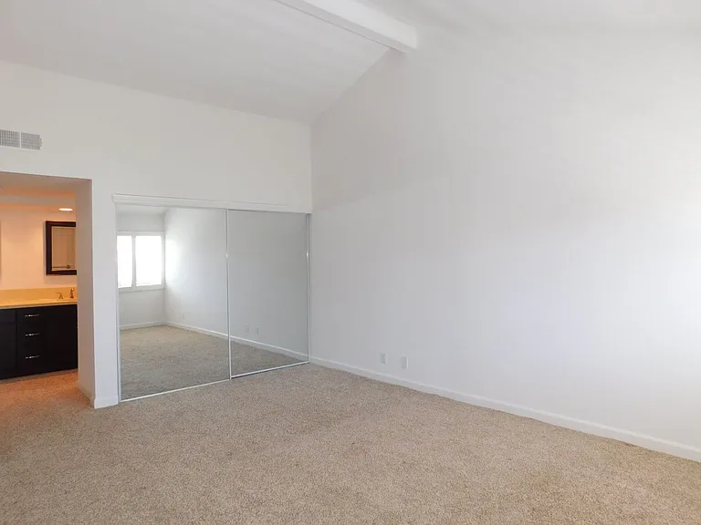 8312 Kingsdale Dr — Photo 26