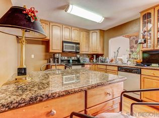 538 Bluffview Rd, Spring Valley, CA 91977