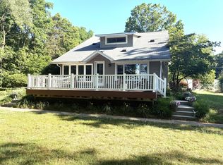 104 Highland Ave, Allegan, MI 49010