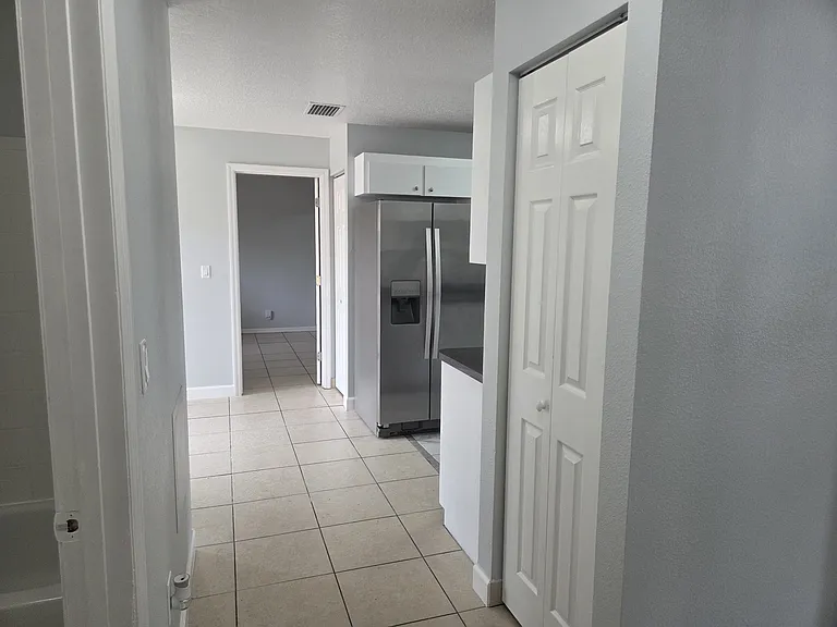 7436 Navajo Trl — Photo 15