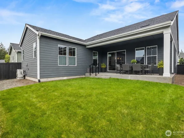 23612 SE Aspen Street, Black Diamond, WA 98010