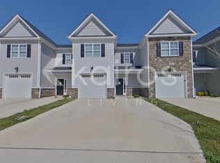 3713 Oak Leaf Way #D, Greenville, NC 27834