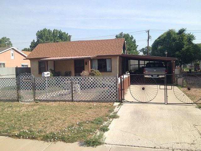 1st image of 913 E Ash St