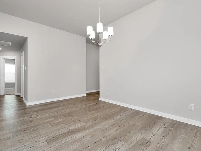 2627 Border Cove Cir — Photo 8