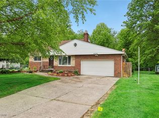 4384 W Ranchview Ave, North Olmsted, OH