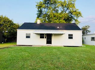 1903 Woodhaven Dr, Aliquippa, PA 15001